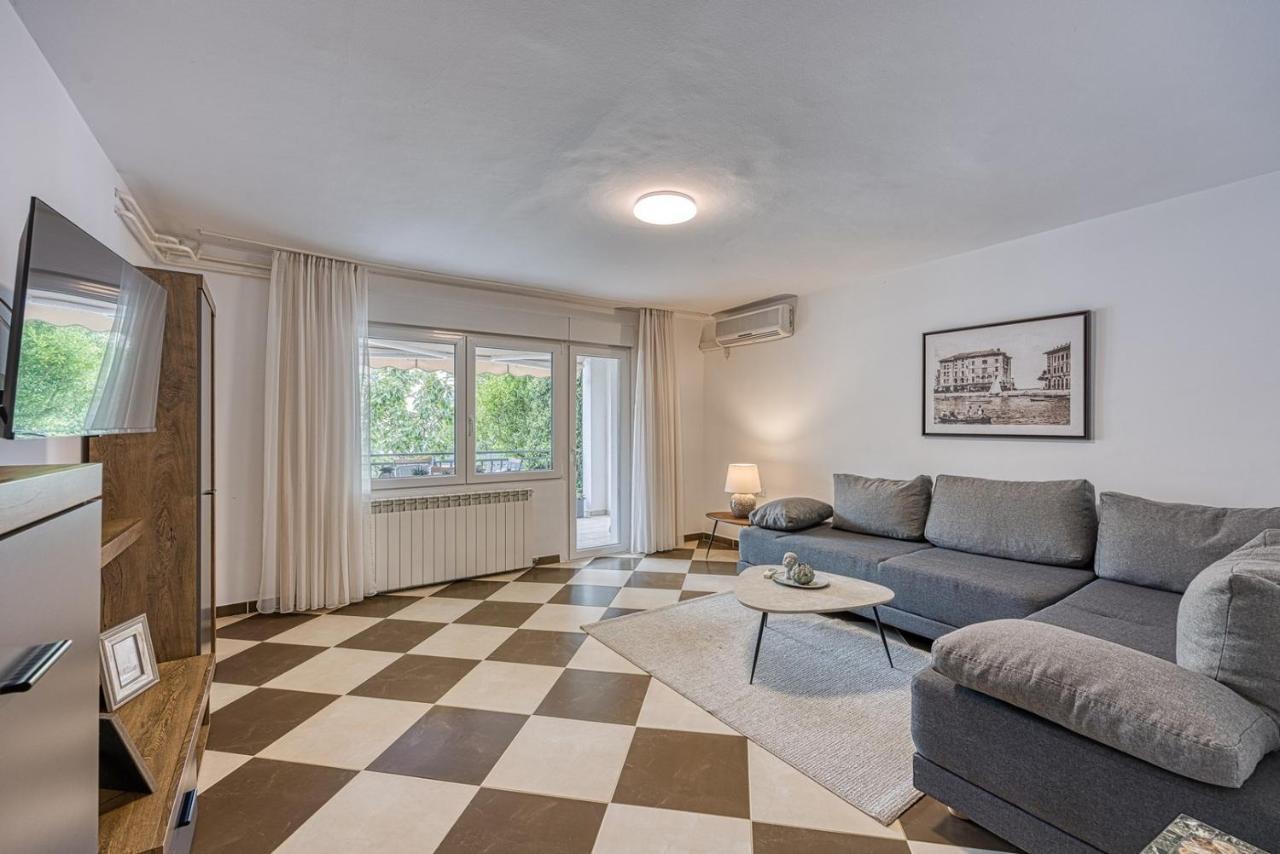 Apartments Claudio Poreč Dış mekan fotoğraf